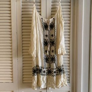 Sweet summer dress cold shoulder